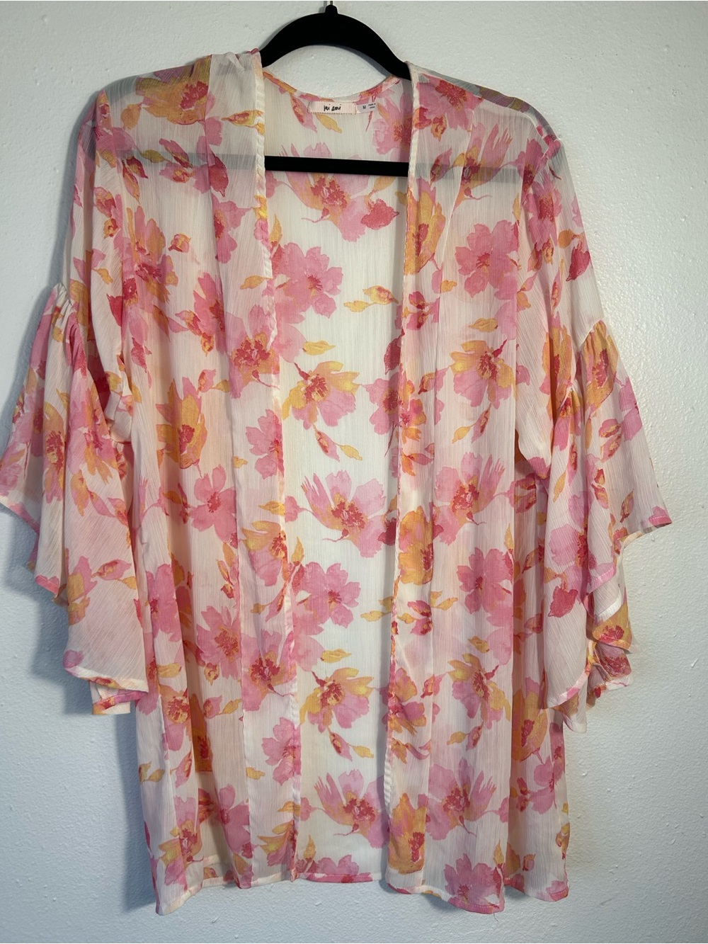 Mi Ami Francesca’s Floral Kimono Cardigan M Pink Sheer Chiffon Ruffle Sleeve - Picture 2 of 8
